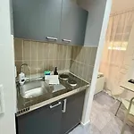 Modernes 1-zimmer 2 Fuer Monteure & Handwerker Mit Wlan Апартаменты *